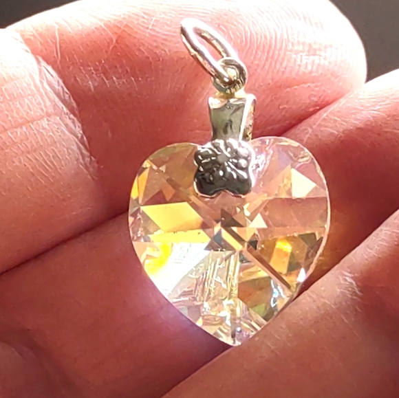 Swarovski heart crystal pendant N chain - Picture 3 of 3